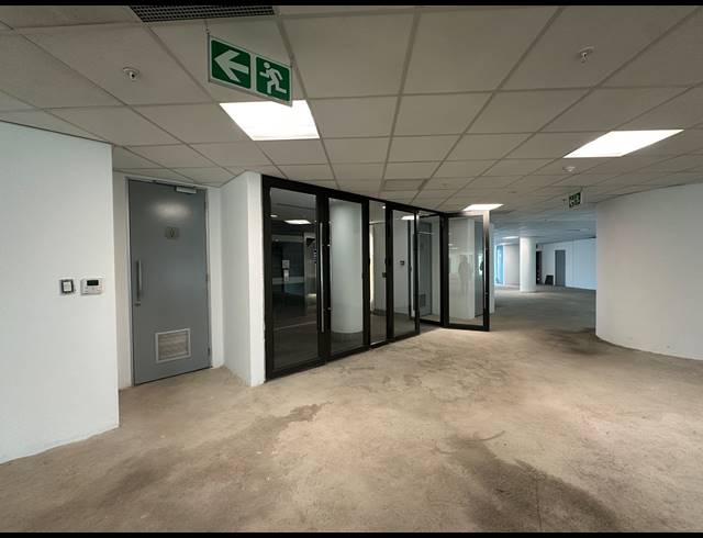5,835M² OFFICE TO LET IN SANDTON CENTRAL